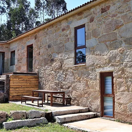 Dom wakacyjny Preciosa Casa De Piedra En *